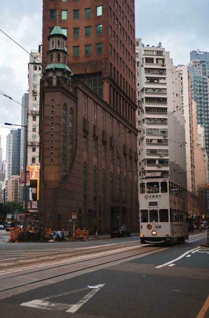 40 illusions d'optiques qui jouent avec votre cerveau 6 Tramway extra haut