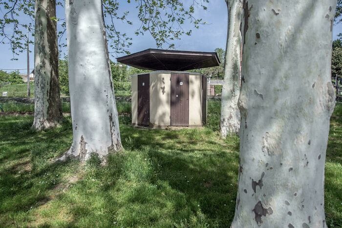 40 illusions d'optiques qui jouent avec votre cerveau 2 Un toit en levitation